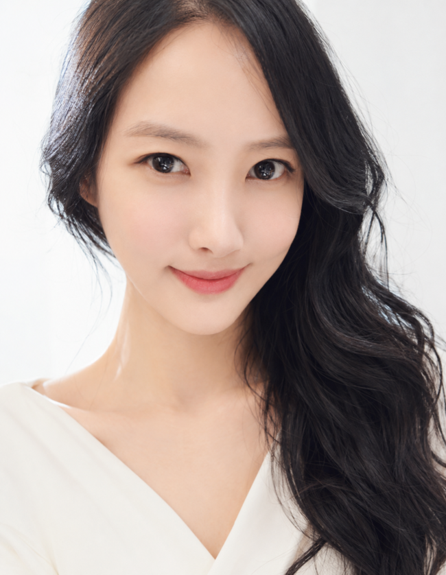 ‘원조 맘보걸’ <b>이선정</b>, 이혼 후 국숫집서 일하는 반전 근황
