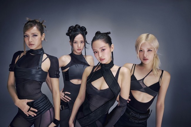 ‘데뷔 10주년’ 블랙핑크, <b>국립중앙박물관</b>과 협업…문화유산 디테일