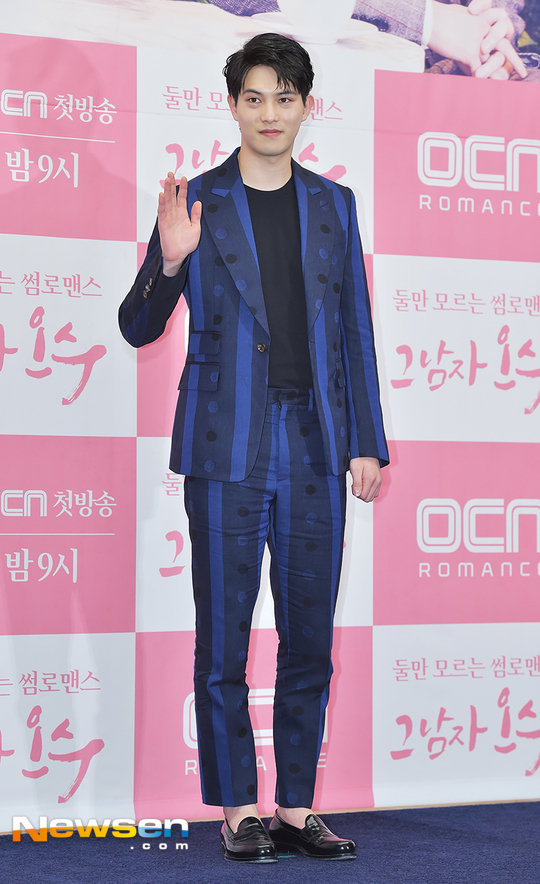 ‘<b>정준영 단톡방</b>’ <b>이종현</b>, 8년 만 근황 재업로드 “씨엔블루에 사과, ...
