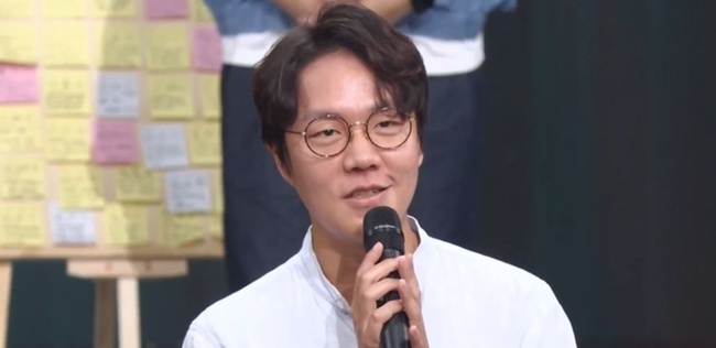 <b>이낙준</b>, ‘중증외상센터’ 30억 <b>수익설 해명</b>…차기작 판권 계약 공개 (말...