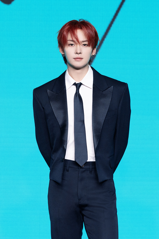 스트레이 키즈 <b>리노</b>, <b>1억 기부</b> “네팔 대홍수 이재민들께 힘 되길”