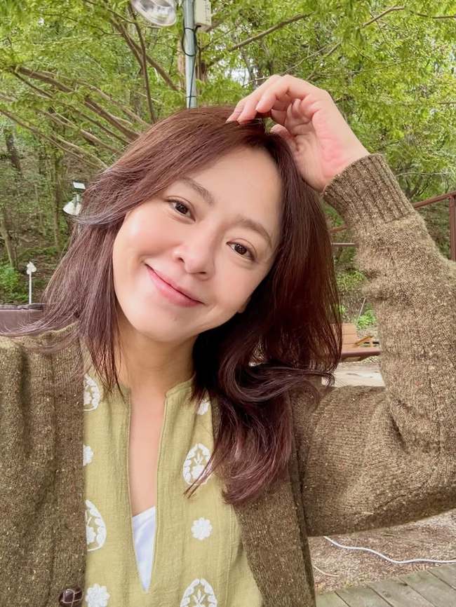 <b>강성연</b>, 의사와 <b>재혼</b> 하더니 달라진 얼굴 “우리 <b>가족</b>은 더 단단해져...