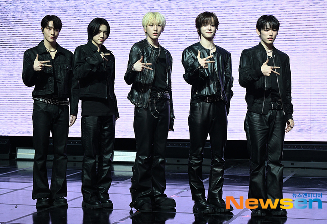 “새벽 3시 넘도록 확성기+<b>소음</b>” 김재중 그룹 <b>키빗업</b>, 새벽 <b>MV 촬영</b> 논...