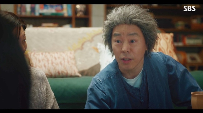 SBSドラマ『ドクターX』でヤン・ウングを演じるチェ・ドクム