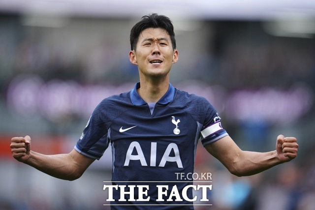 손흥민 3골·황희찬 2골·김민재 '풀타임'...클린스만호 첫승 신호?