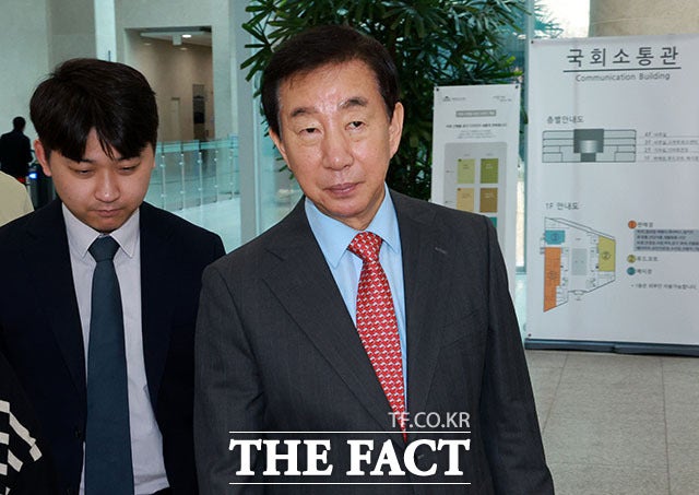<b>김성태</b> "공천 부적격 수용…<b>백의종군</b> 택한다"