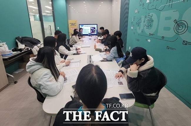 안양시, '찾아가는 <b>청년</b><b>정책</b> <b>배달</b>' 서비스 연말까지 시행