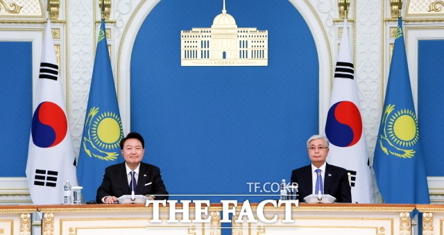 한-<b>카자흐</b> <b>공동성명</b> 채택…"우라늄 공급 지속·증대 가능성 검토"[전문]