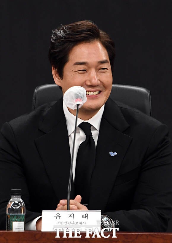 <b>유지태</b> '<b>북한인권</b> 홍보대사의 미소' [포토]