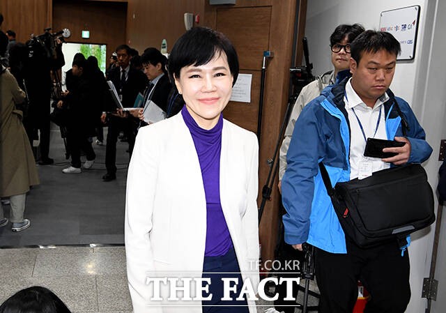 "<b>이재명</b> 지키는 수석변호인 되겠다"…<b>전현희</b>, 민주 <b>최고위원</b> 출마