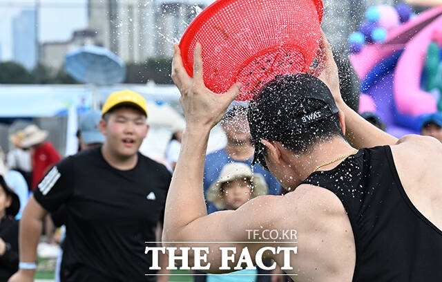 [오늘의 날씨] <b>입추</b> 무색한 찜통더위…일부 강한 소나기