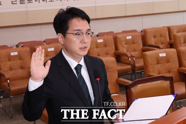<b>심우정</b> <b>청문회</b> 한시간 만에 정회…야당 "자료 70% 미제출"