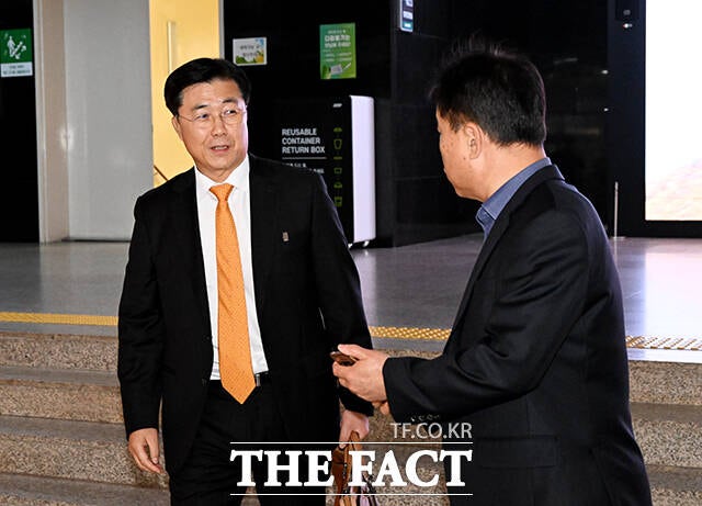 국정원 1차장 "尹, 주요 <b>정치인 체포</b> 직접 <b>지시</b>"