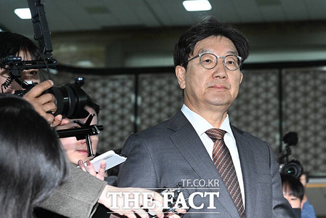 <b>권성동</b> "尹 <b>탄핵</b> 반대 당론 유지 가능성…<b>표결</b> 전 당론 모을 예정"