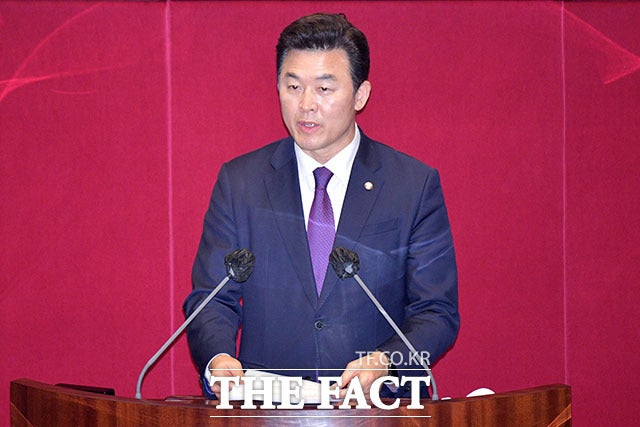 與 <b>연금특위</b>에 30대 김재섭·우재준·김용태…위원장은 <b>윤영석</b>