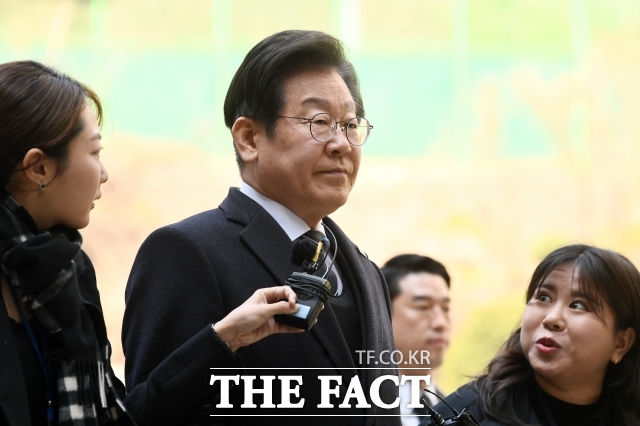 대법원이 대통령의 불소추특권을 규정한 '헌법 84조'에 대한 별도 의견을 내놓지 않으면서 이 후보가 향후 대선에 당선될 경우 현재 진행되는 재판들이 중단될지를 두고도 법조계의 의견이 분분하다./서예원 기자