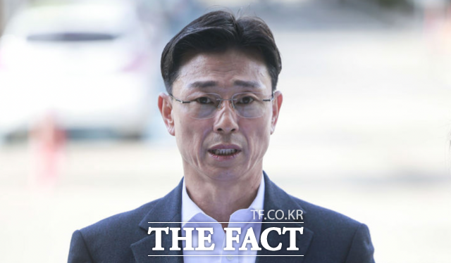 해병대 채모 상병 수사 외압 의혹을 받는 임성근 전 해병대 1사단장이 휴대전화 포렌식을 위해 고위공직자범죄수사처(공수처)에 출석하며 '구명로비 의혹'을 재차 부인했다.임성근 전 해병대 1사단장이 해병대 채 상병 순