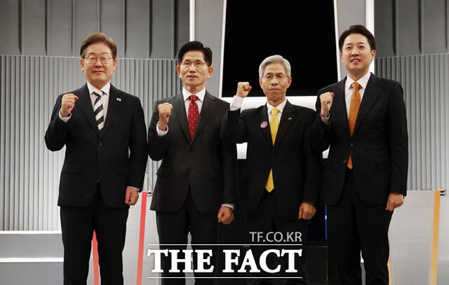 [<b>대선</b> <b>토론</b>] 김문수·이준석 "사회통합, 이재명이 문제" 합공…李 "내란...
