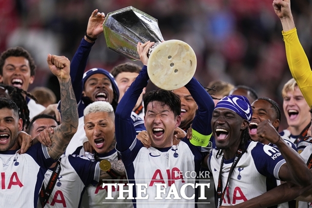 <b>손흥민</b>, EPL 최종전 결장…토트넘 감독 "아직 <b>발 부상</b>"