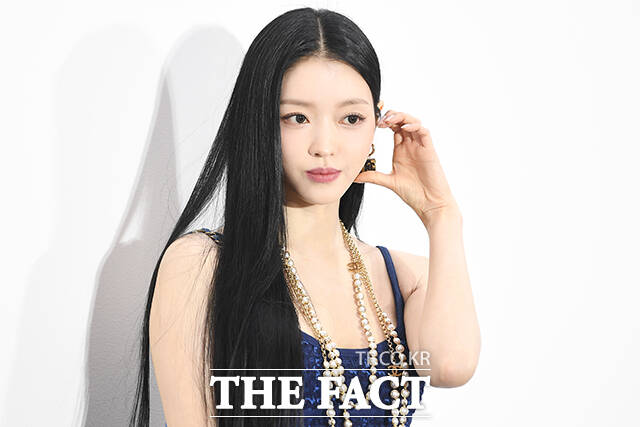 <b>오마이걸 유아</b>, <b>사람엔터</b>와 전속계약…본격 배우 행보