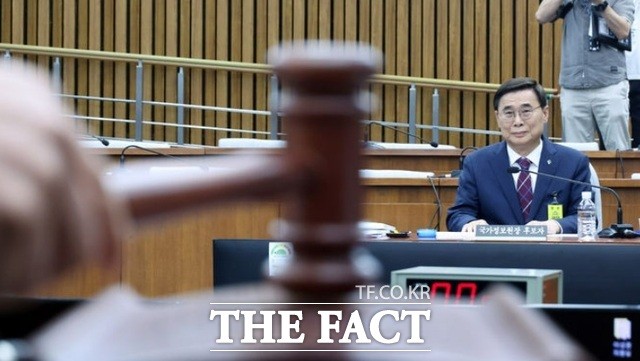 <b>이종석 국정원장 후보자</b> "국익 중심 실용외교 성공 뒷받침"