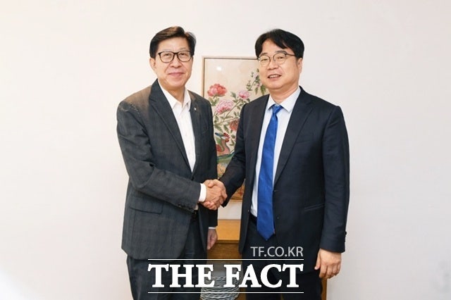 "부산 현안 함께 풀자" <b>박형준</b>·<b>이재성</b>, <b>해수부 이전</b> 등 공동 노력
