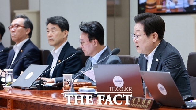 李 <b>대통령</b> "비공개 <b>회의</b>, 개인 정치에 왜곡·활용 안돼"…이진숙 겨냥