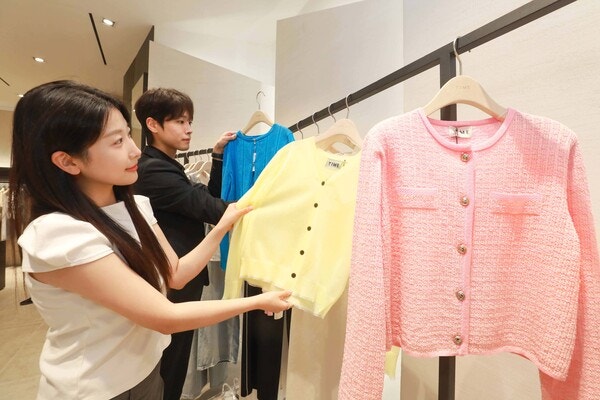 이상 기후가 일상화되면서 백화점 소비 패턴에도 변화가 나타나고 있다. /현대백화점