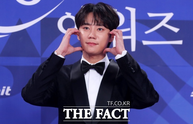 "이준혁 선배님 죄송"…<b>이준영</b>, '<b>착각 해프닝</b>'에 깔끔 <b>사과</b>