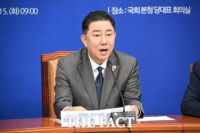 김병기 더불어민주당 당대표 직무대행 겸 원내대표가 전국적인 폭우 피해와 관련해 소속 의원들에게 현장 점검과 복구 활동에 힘써 달라고 요청했다. /박헌우 기자