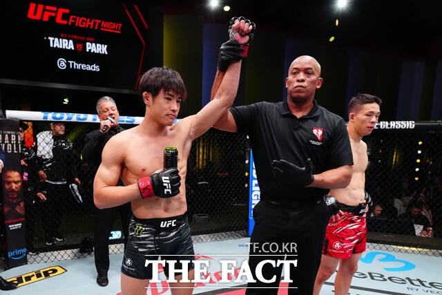 UFC 랭커의 벽에 무너졌다…<b>박현성</b> 통한의 <b>패배</b>