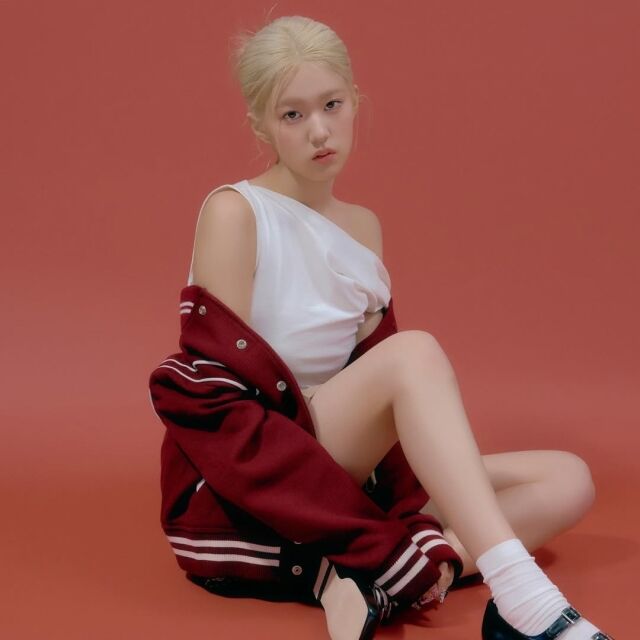 이즈나 <b>윤지윤</b>, <b>활동</b> 중단→팀 <b>탈퇴</b> "건강상의 이유"