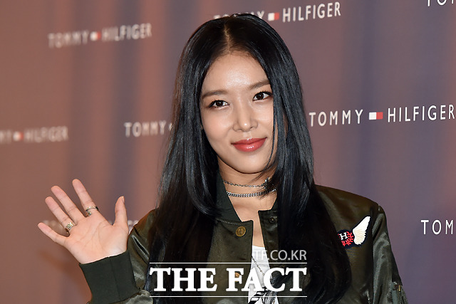 <b>원더걸스 유빈</b>, 큰언니 <b>암투병</b>에 국민 청원 호소…"치료받게 도와 달라...