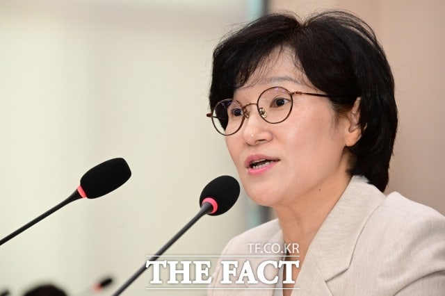 <b>원민경</b> 여가부 장관 "누구도 소외되지 않는 <b>성평등가족부</b> 만들 것"