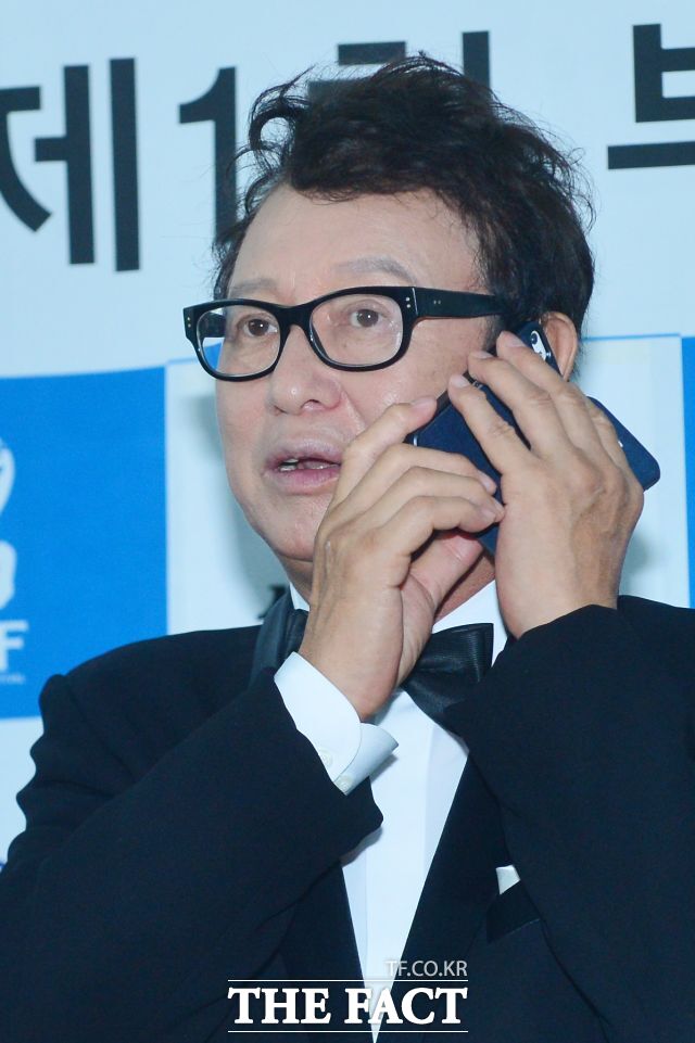 <b>전유성 별세</b>에 연예계 <b>추모 물결</b>…"한국 코미디 선구자"