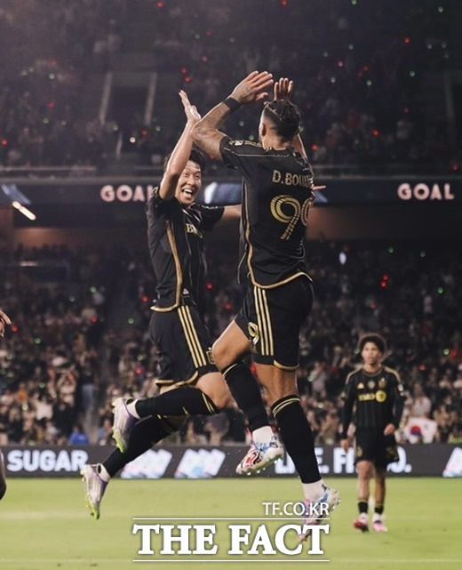 '흥부 듀오' <b>손흥민</b>-부앙가 7<b>경기</b> 18골 '폭발'...<b>LAFC</b> 1-0 애틀랜타