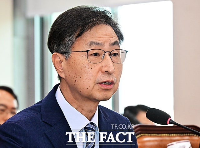 공수처, '<b>전현희 표적감사</b> 의혹' 최재해 조사