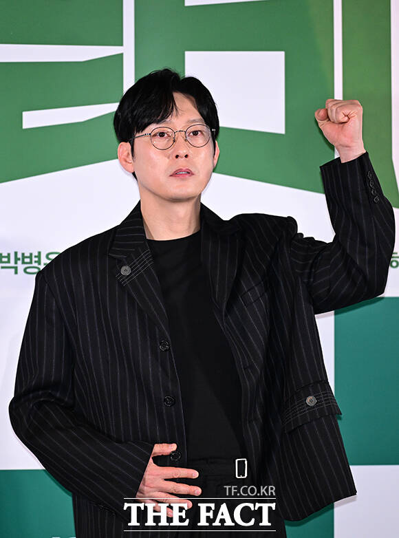 <b>박병은</b>, 김혜수·신하균과 한솥밥…<b>호두앤유 전속계약</b>