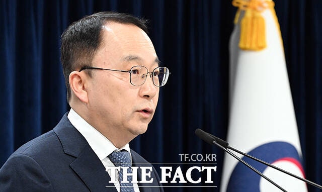 통일부 "北 <b>북미대화</b> 기회 열려있어...전략적 결단 기회 놓치지 않길" [...