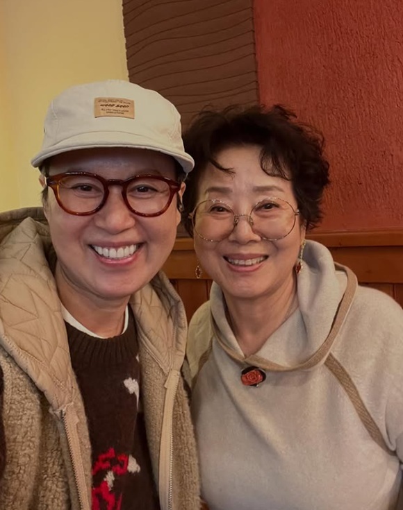 '암투병' <b>박미선</b>, <b>선우용여</b>와 만났다…"생각만 해도 눈물이"