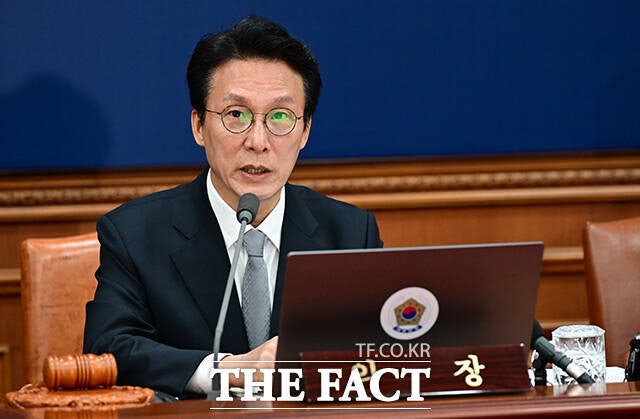 <b>김민석</b> "<b>헌법존중TF</b> 불가피한 조치…과하지도, 덜하지도 않을 것"