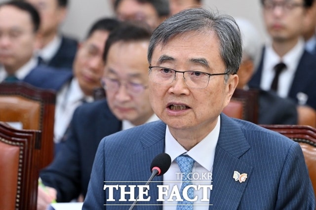 <b>조현</b> "핵연료 등 '핵잠 도입' 위한 평가 후 美와 협상"
