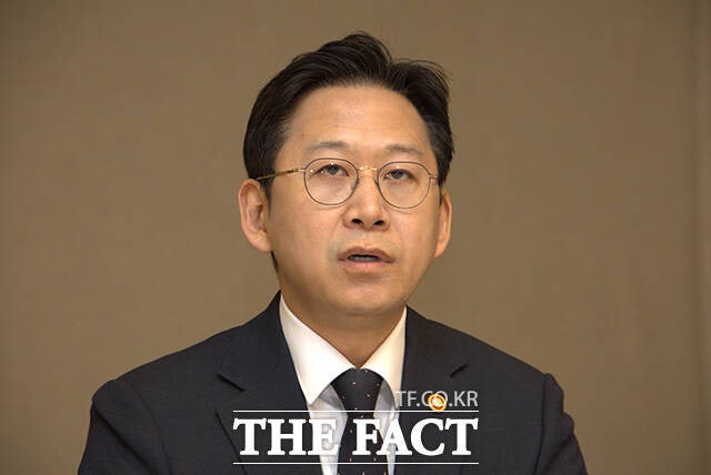 배경훈 부총리, <b>쿠팡</b> <b>사태</b> 긴급 회의…"2차 피해 주의 당부"