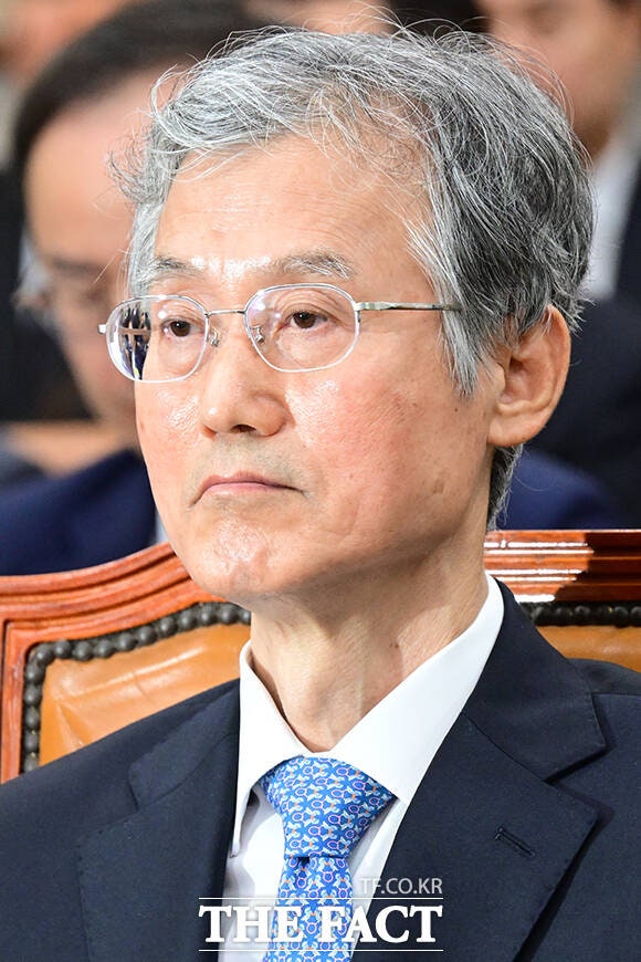 <b>조희대</b> "<b>내란</b>전담<b>재판부</b>·법 왜곡죄, <b>법원장</b> 회의서 논의"