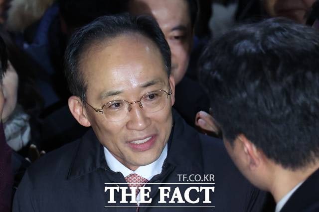 '<b>계엄 해제 방해</b>' <b>추경호</b> 기소…특검 "헌법적 책무 저버려"