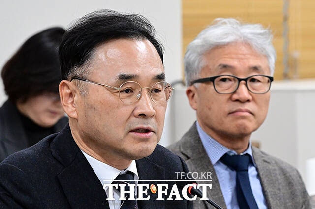 <b>인문사회</b> 특위 위촉식서 인사말하는 <b>차정인</b> 국교<b>위원장</b> [TF사진관]