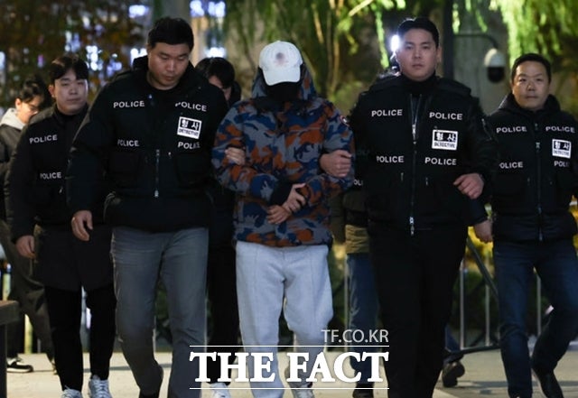 '<b>도이치</b> 공범' 재판행…특검 "권오수·김건희와 <b>공모</b>"