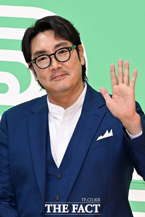 [이슈클립] '은퇴' <b>조진웅 소년범</b> 과거에…법조·종교·정치권까지 '갑...