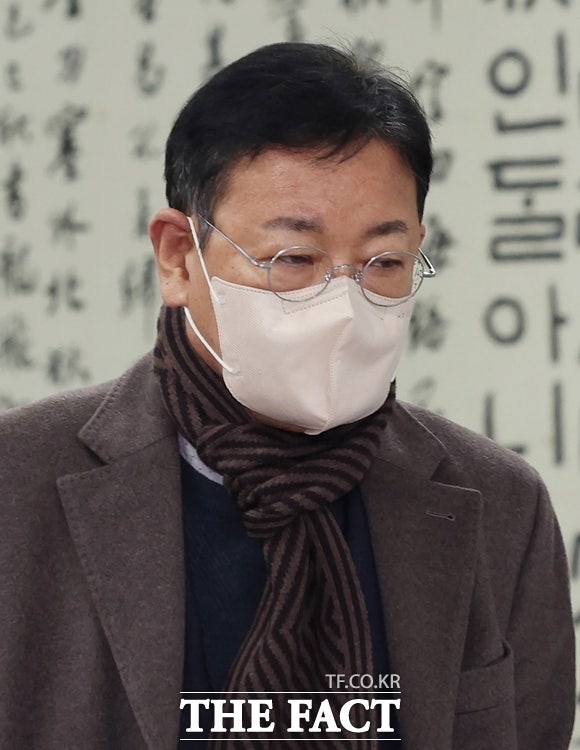 '<b>쌍방울 대북송금</b> 핵심증인' 안부수 구속심사 출석