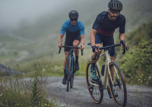 영원무역은 국제상업회의소(ICC) 중재 판정에 따라 스위스 프리미엄 자전거 기업인 스캇의 창업주이자 2대 주주인 비아트 자우그가 보유한 약 583만7500주에 대한 콜옵션을 행사한다./영원무역